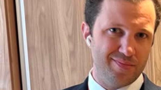 Το σπαρακτικό «αντίο» της μητέρας του 34χρονου δύτη που χάθηκε στο «Πηγάδι του Διαβόλου»