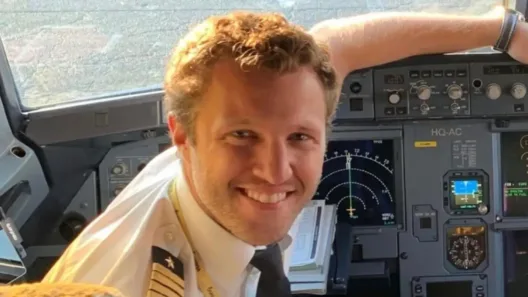 Βουλιαγμένη: Οι δυσκολίες ανάσυρσης της σορού του 34χρονου δύτη από το «Πηγάδι του Διαβόλου» ΒΙΝΤΕΟ