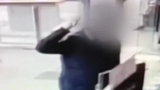 Πάτρα: Εισβολή ενόπλου σε σούπερ μάρκετ, απείλησε υπάλληλο