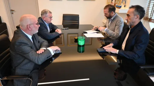 Πάτρα: Μνημόνιο συνεργασίας για την ανάπτυξη Κρουαζιέρας υπέγραψαν Περιφέρεια και Επιμελητήριο