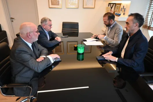 Πάτρα: Μνημόνιο συνεργασίας για την ανάπτυξη Κρουαζιέρας υπέγραψαν Περιφέρεια και Επιμελητήριο