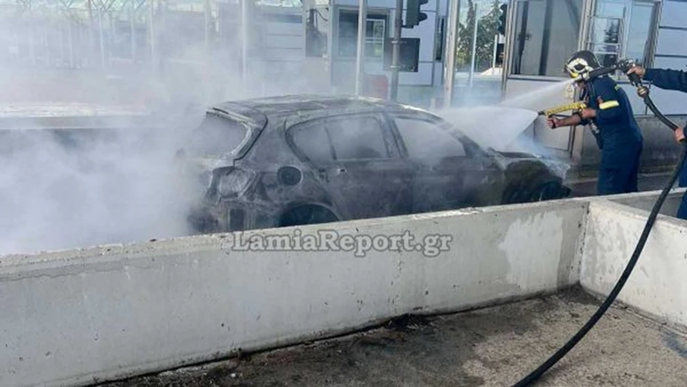 «Λαμπάδιασε» αυτοκίνητο στα διόδια Τραγάνας ΦΩΤΟ 30 «Λαμπάδιασε» αυτοκίνητο στα διόδια Τραγάνας ΦΩΤΟ