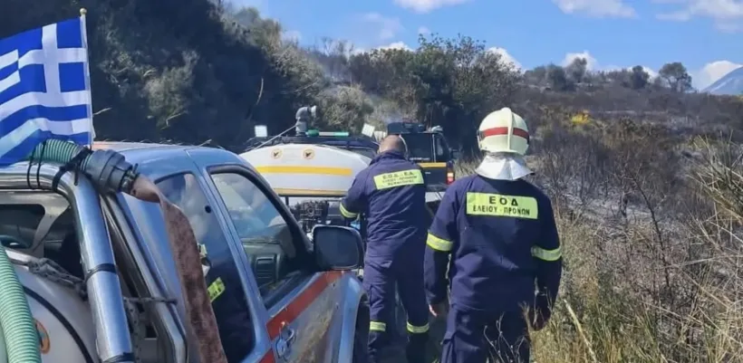 Κεφαλονιά: Υπό μερικό έλεγχο η φωτιά στα Μαυράτα ΦΩΤΟ - ΒΙΝΤΕΟ