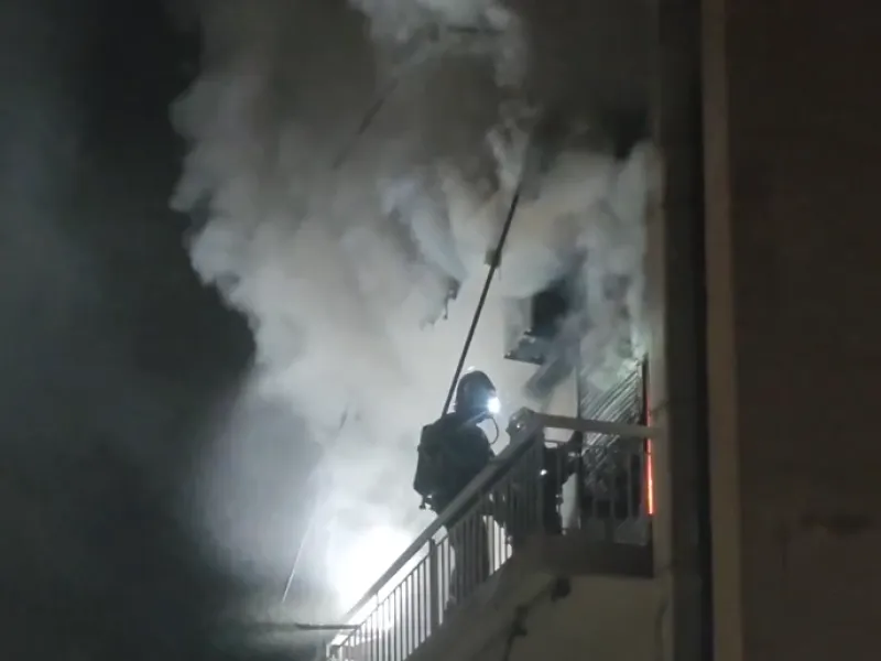 Ταύρος: Φωτιά σε διαμέρισμα με 50χρονο χωρίς τις αισθήσεις του ΒΙΝΤΕΟ - ΦΩΤΟ