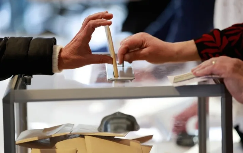 Γαλλία: Τρεις θάνατοι σε εκλογικά τμήματα