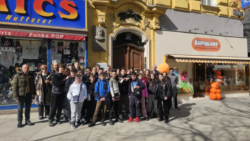 Εκπαιδευτική επίσκεψη μαθητών του Γυμνασίου Σαραβαλίου σε Βιέννη και Πράγα ΦΩΤΟ
