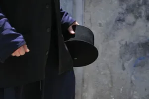 Χαμός με ιερέα κατά τη διάρκεια της Ανάστασης: «Σήκω και φύγε, να μη σε ξαναδώ, χάσου»