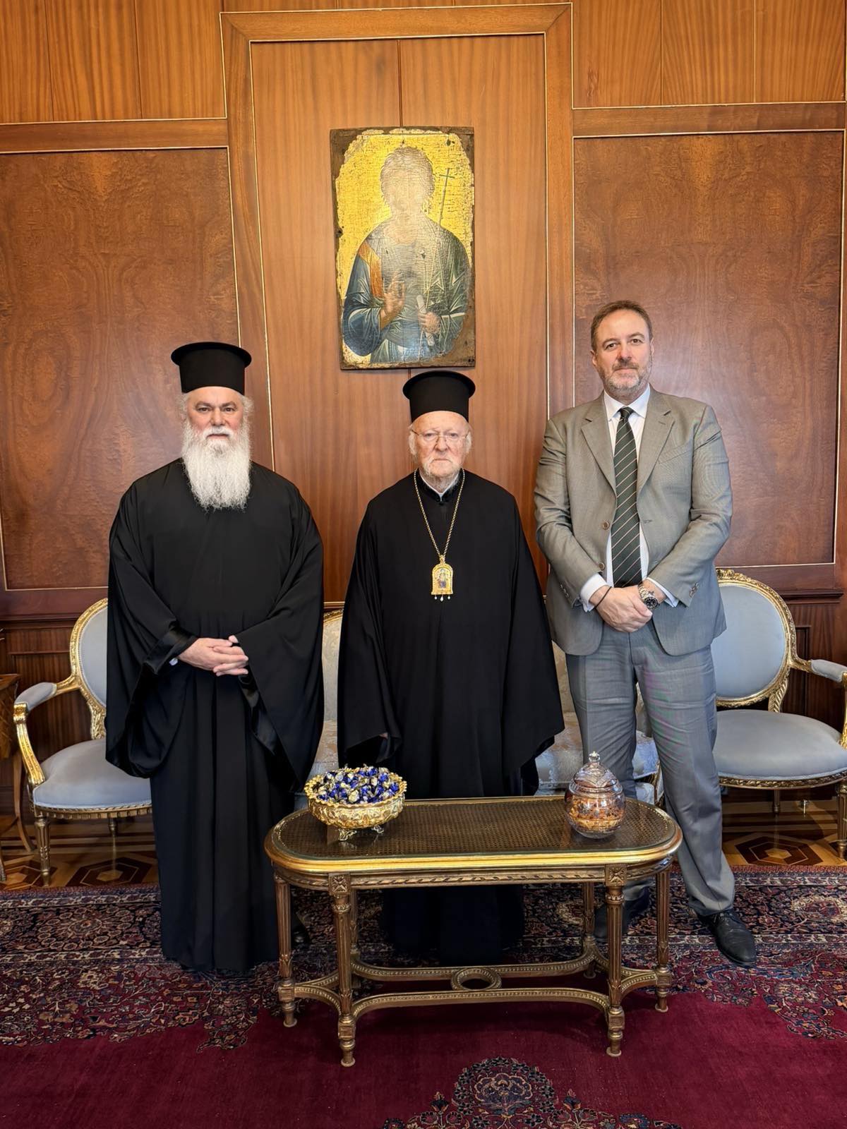 Συνάντηση Μητροπολίτη Καλαβρύτων και Αιγιαλείας Ιερώνυμου με τον Οικουμενικό Πατριάρχη Βαρθολομαίο στην Κωνσταντινούπολη 29 Συνάντηση Μητροπολίτη Καλαβρύτων και Αιγιαλείας Ιερώνυμου με τον Οικουμενικό Πατριάρχη Βαρθολομαίο στην Κωνσταντινούπολη