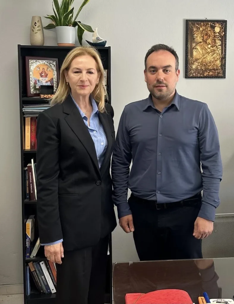 Αίγιο: Η Εφη Γιαννιά στην Ασφάλεια για τους πυροβολισμούς κατά ανηλίκων 29 Αίγιο: Η Εφη Γιαννιά στην Ασφάλεια για τους πυροβολισμούς κατά ανηλίκων