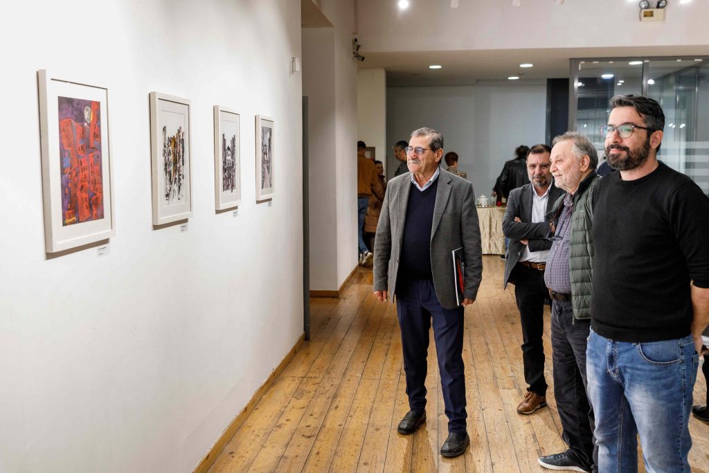 Εργα ζωγραφικής, γλυπτικής, κεραμικής 5 καλλιτεχνών, στην Πάτρα ΒΙΝΤΕΟ - ΦΩΤΟ 32 Εργα ζωγραφικής, γλυπτικής, κεραμικής 5 καλλιτεχνών, στην Πάτρα ΒΙΝΤΕΟ - ΦΩΤΟ