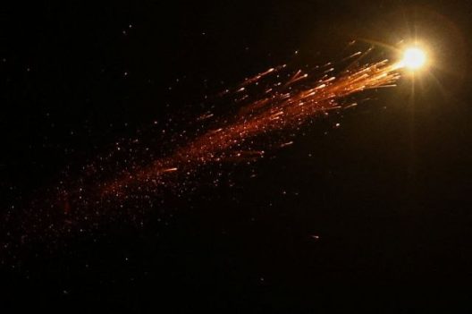 Μέση Ανατολή: Στη δίνη του πολέμου για 12η μέρα - Ομοβροντία πυραύλων Ιράν - Νέες επιθέσεις του Ισραήλ σε Ιράν και Λίβανο