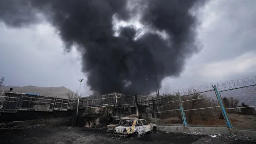 Μέση Ανατολή: Χωρίς αποκλιμάκωση, για 13η μέρα, ο πόλεμος ΗΠΑ, Ισραήλ,Ιράν - Οι τιμές του πετρελαίου αυξάνονται