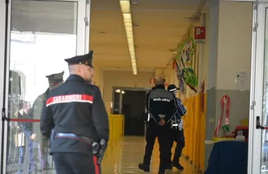 Μπέργκαμο: 13χρονος μαχαίρωσε καθηγήτρια σε σχολείο, βιντεοσκόπησε την πράξη του!