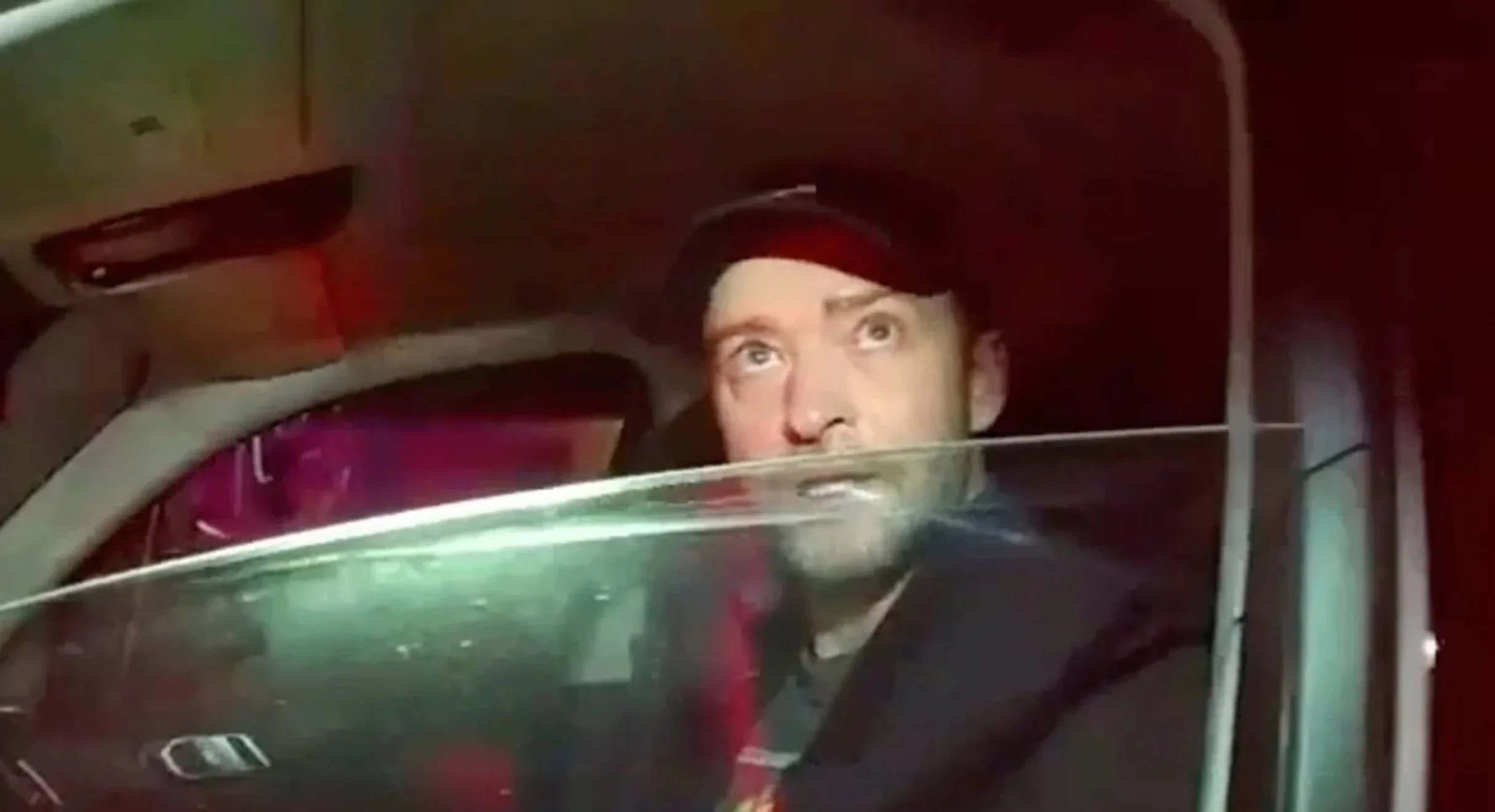 ΒΙΝΤΕΟ από τη σύλληψη του Τζάστιν Τίμπερλεϊκ, οδηγούσε μεθυσμένος