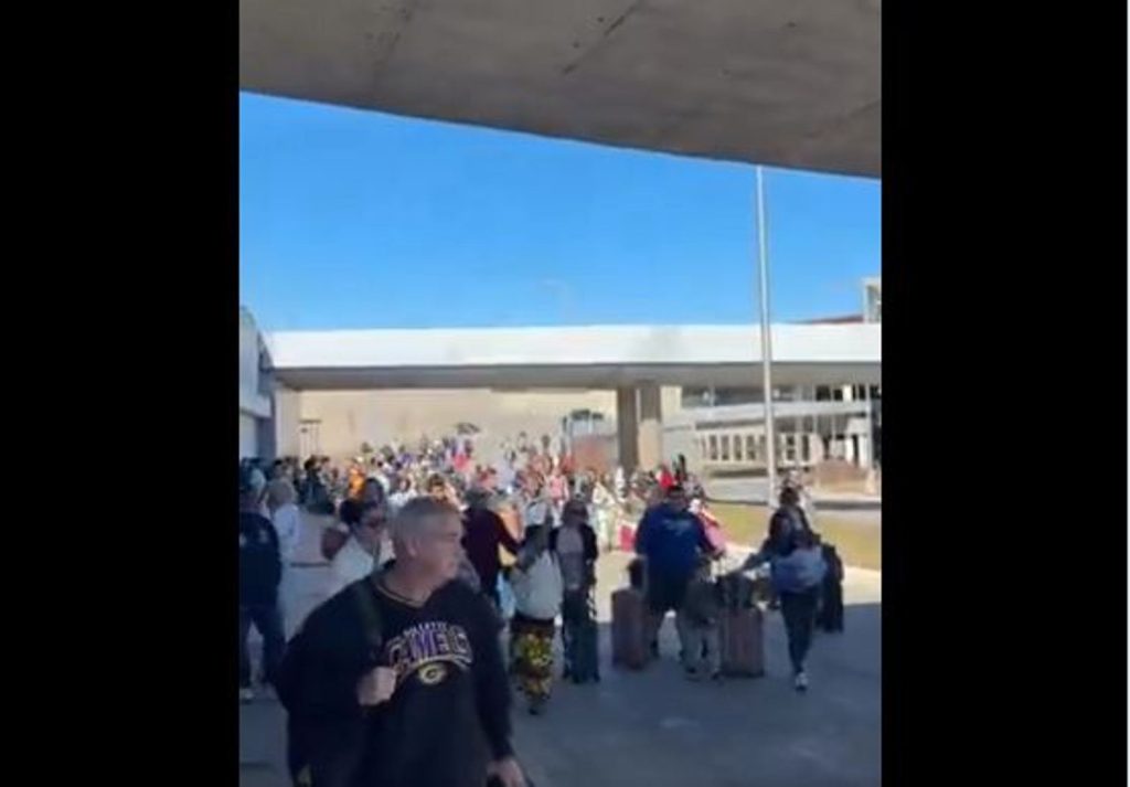 Εκκενώθηκε το διεθνές αεροδρόμιο του Κάνσας ΒΙΝΤΕΟ