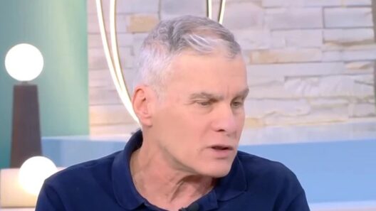 Αχαΐα: Καθηγητής οδηγήθηκε σε παραίτηση λόγω bullying - «Μαθητές μου πέταγαν πέτρες»