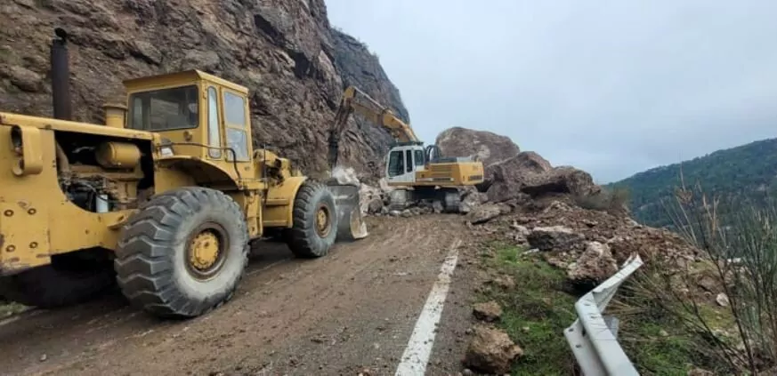 Αχαΐα: Από τις πιο «ευάλωτες» περιοχές της χώρας με καθιζήσεις και μετακινήσεις εδαφών ΦΩΤΟ