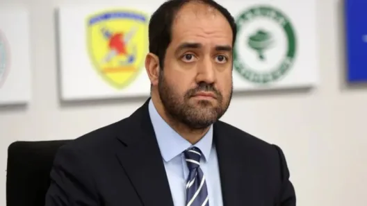 Πάτρα: Ευρεία σύσκεψη με τον υπουργό Γ.Κεφαλογιάννη για τις πυρκαγιές