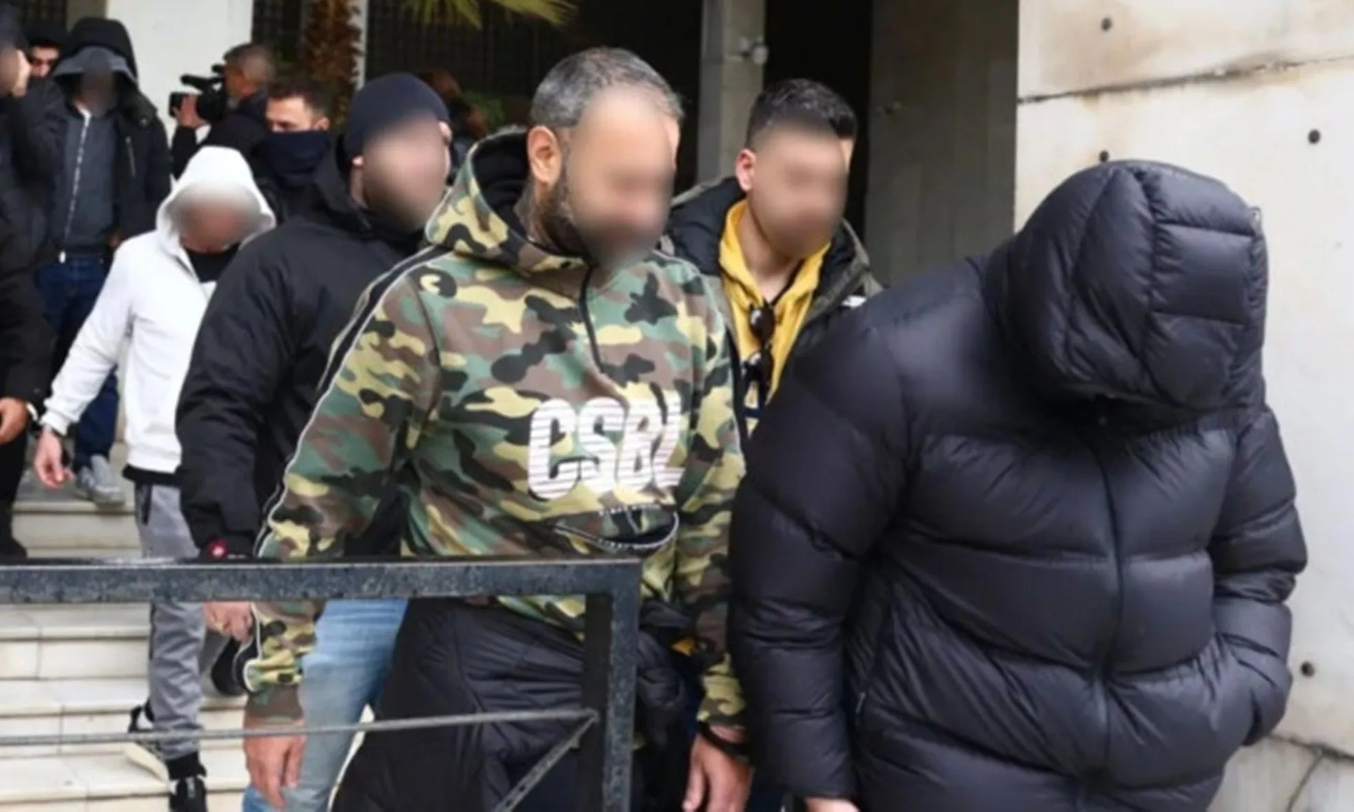 Πρώην παίκτης ριάλιτι στους προφυλακισθέντες για το κύκλωμα απάτης σε βάρος του ΕΦΚΑ 4 Πρώην παίκτης ριάλιτι στους προφυλακισθέντες για το κύκλωμα απάτης σε βάρος του ΕΦΚΑ