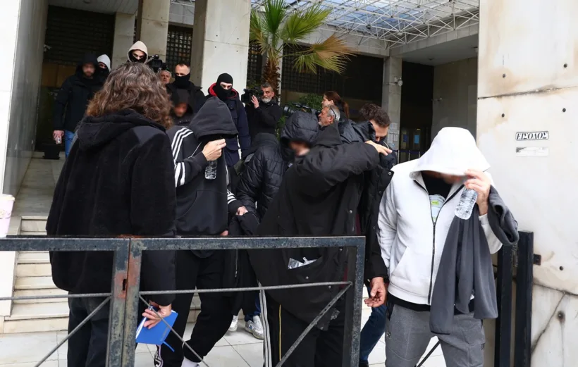 Κύκλωμα επωνύμων με «βιτρίνα» νυχτερινά μαγαζιά – Στο μικροσκόπιο 22 άτομα ΒΙΝΤΕΟ