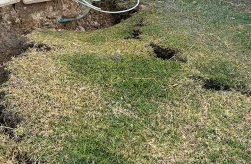 Λυκοχορός Πάτρας: Κινδυνεύοουν σπίτια, που εκκενώθηκαν, αφού η πλαγιά υποχωρεί ΦΩΤΟ