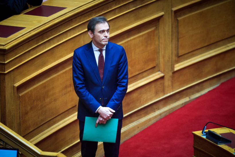 «Η χώρα μας οφείλει να μεριμνήσει για την ασφάλεια» 24 «Η χώρα μας οφείλει να μεριμνήσει για την ασφάλεια»