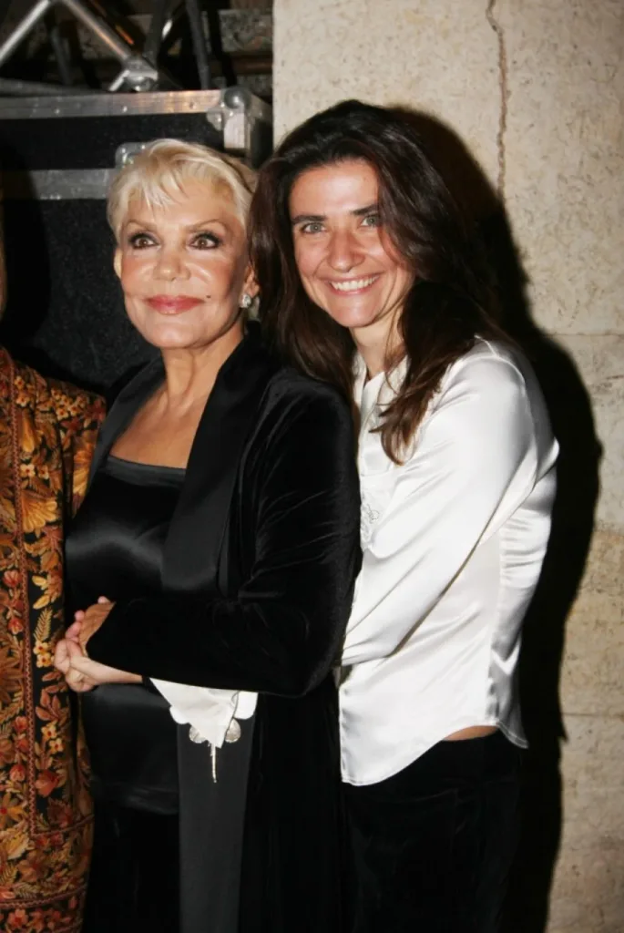 Πώς η Φρειδερίκη «εμπόδισε» τον γάμο της Μαρινέλλας με τον πατέρα του παιδιού της 27 Πώς η Φρειδερίκη «εμπόδισε» τον γάμο της Μαρινέλλας με τον πατέρα του παιδιού της