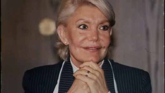 Μαρινέλλα: Οι έρωτες της ζωή της - Από τον Καζαντζίδη και τον Βοσκόπουλο στον Φρέντι Σερπιέρη ΦΩΤΟ - ΒΙΝΤΕΟ