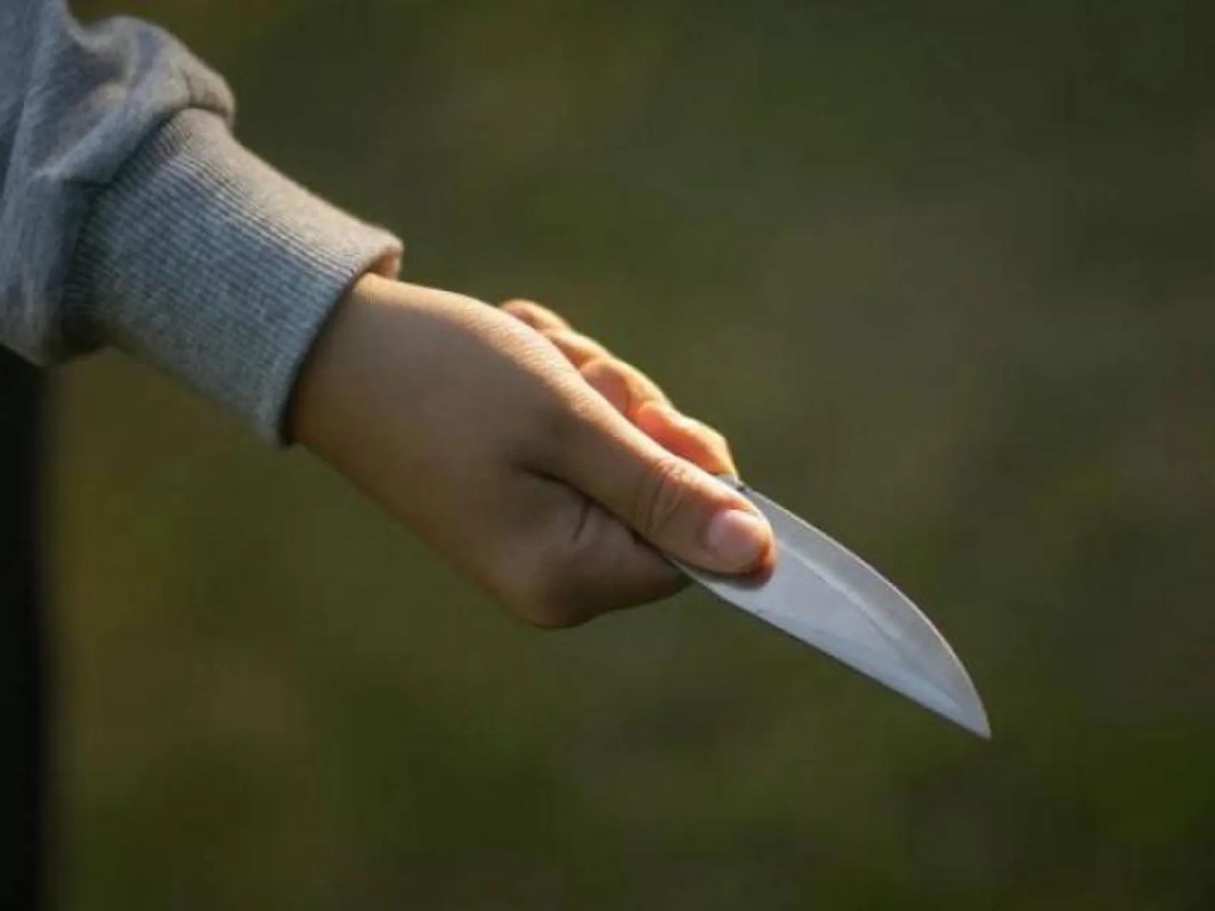 ΑΠΟΚΑΛΥΠΤΙΚΟ – Πάτρα: Υπόθεση ξυλοδαρμού μαθητή σε σχολείο – «Βρήκα το μαχαίρι στο προαύλιο»