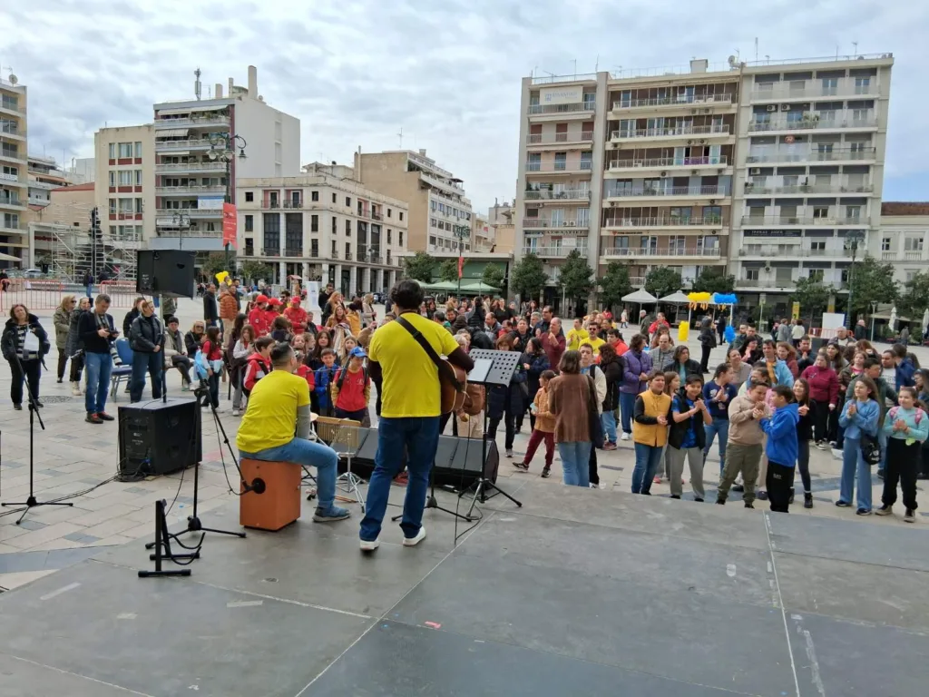 Το «σπιράλ» στη δράση ευαισθητοποίησης από την «Μέριμνα», στην Πλατεία Γεωργίου ΦΩΤΟ 30 Το «σπιράλ» στη δράση ευαισθητοποίησης από την «Μέριμνα», στην Πλατεία Γεωργίου ΦΩΤΟ