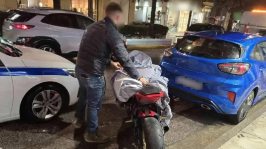 Θεσσαλονίκη: Πρόστιμα χιλιάδων ευρώ σε 17χρονο για επικίνδυνη οδήγηση