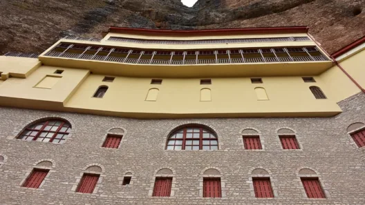 ΑΠΟΚΑΛΥΠΤΙΚΟ-Αχαΐα: Υπό ηλεκτρονική παρακολούθηση το Μέγα Σπήλαιο - Η αρχαιοκαπηλία και η σύλληψη Μοναχών - Ο Μητροπολίτης στο Patrapress.gr 