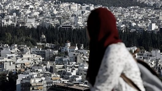 Στο τραπέζι η απαγόρευση της μπούρκας στην Ελλάδα