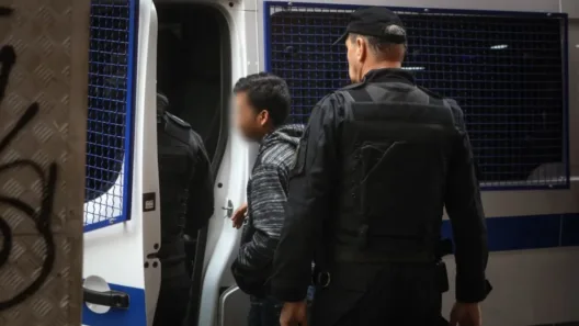 Κάτω Αχαΐα: «Ντου» της Αστυνομίας σε παράνομους αλλοδαπούς