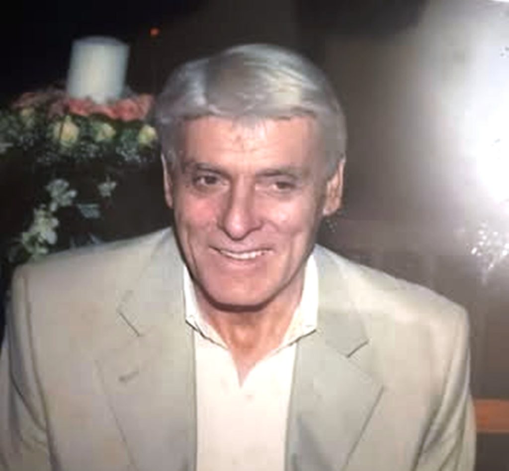 Ο εκλιπών Αθανάσιος Ντούβας