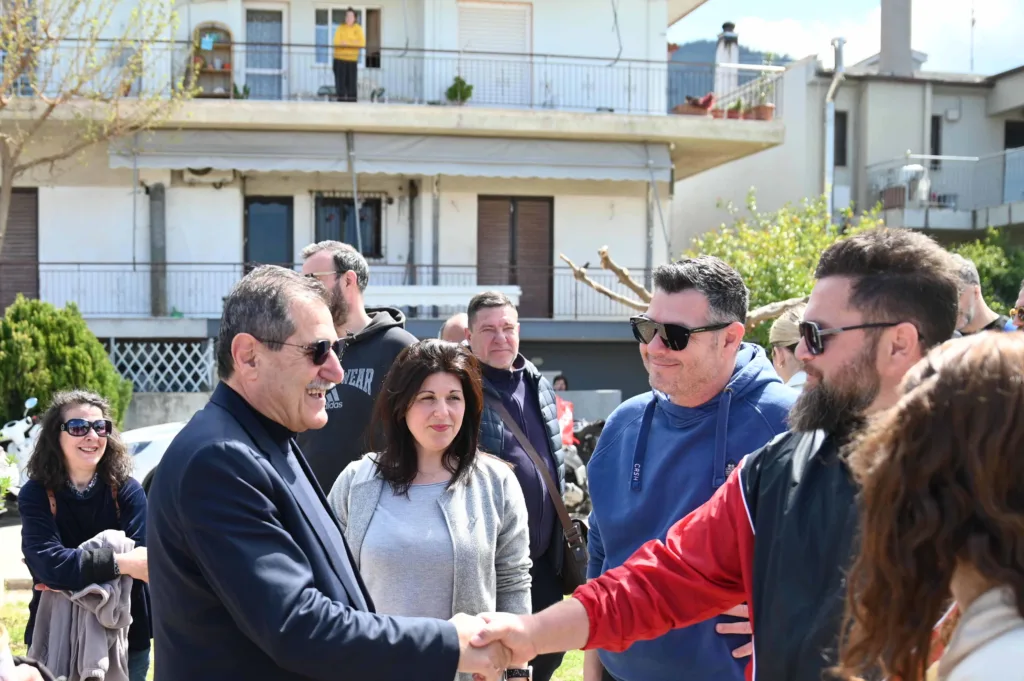 Πάτρα: Παραδόθηκε η νέα παιδική χαρά στην Περιβόλα, παρόντος Πελετίδη ΦΩΤΟ 6 Πάτρα: Παραδόθηκε η νέα παιδική χαρά στην Περιβόλα, παρόντος Πελετίδη ΦΩΤΟ