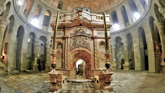 Σφραγίστηκε ο Πανάγιος Τάφος, στην Ιερουσαλήμ