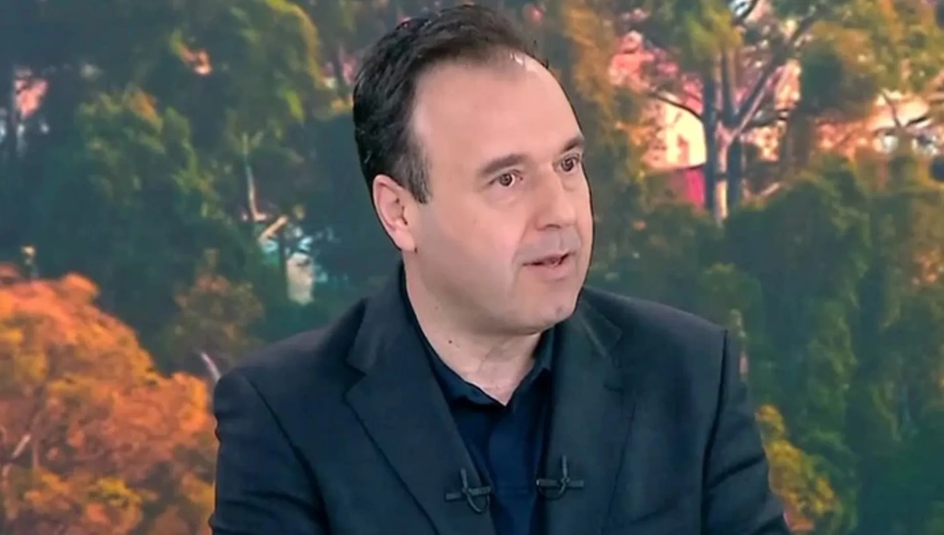 Παπαστεργίου: Θέμα ημερών οι αποφάσεις για την απαγόρευση της πρόσβασης στα social media για ανηλίκους