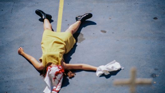 Η παράσταση «PARADISE ή μια ιστοριούλα χωρίς καμία τραγικότητα» στο Θέατρο ACT ΒΙΝΤΕΟ-ΦΩΤΟ