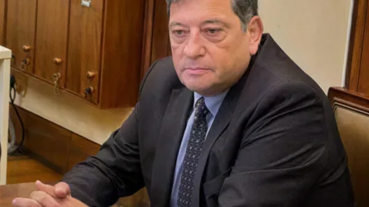 «Το τρένο στην Πάτρα: Πόσα χρόνια ακόμη στο ίδιο σημείο;»