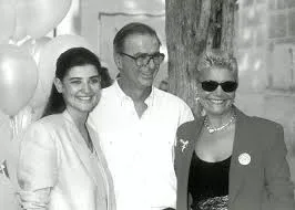 Πώς η Φρειδερίκη «εμπόδισε» τον γάμο της Μαρινέλλας με τον πατέρα του παιδιού της 25 Πώς η Φρειδερίκη «εμπόδισε» τον γάμο της Μαρινέλλας με τον πατέρα του παιδιού της