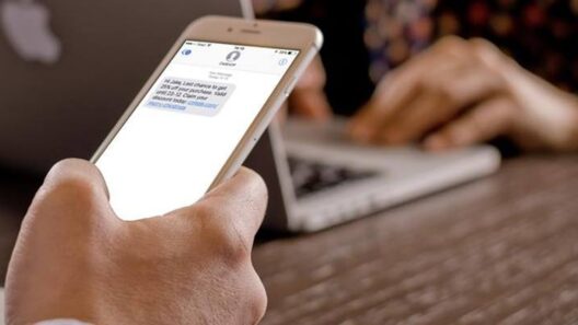 Συναγερμός από την ΕΛΑΣ: Αν λάβετε αυτό το SMS για «πρόστιμο Τροχαίας», διαγράψτε το αμέσως ΒΙΝΤΕΟ