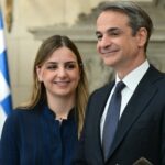 Η Σοφία Μητσοτάκη δημοσίευσε το εισιτήριο επιβίβασης απαντώντας σε fake news ΦΩΤΟ
