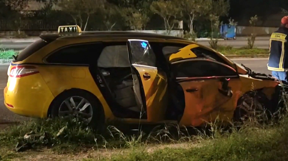 Αττική: Μία νεκρή σε σύγκρουση Ταξί με ΙΧ