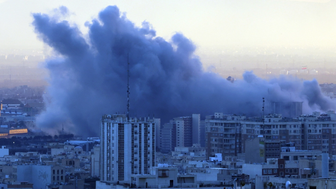 Μέση Ανατολή: Το Ισραήλ βομβαρδίζει την Τεχεράνη – Οι Ιρανοί χτύπησαν βάσεις στο Ιρακινό Κουρδιστάν – Ο Καναδάς «χώνεται» στον πόλεμο – ΣΥΝΕΧΗΣ ΕΝΗΜΕΡΩΣΗ