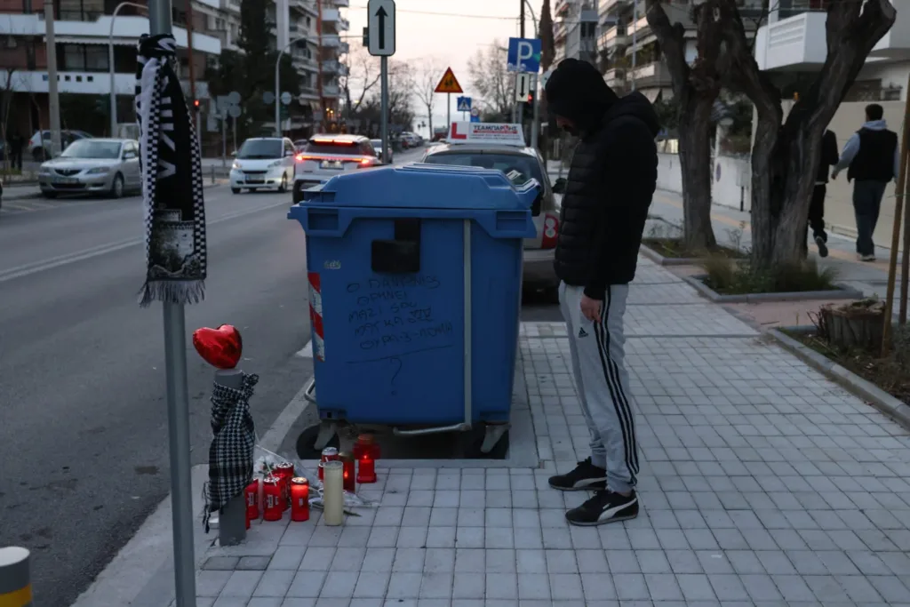 Συνελήφθη ο δράστης της δολοφονίας 20χρονου στην Καλαμαριά, τι ισχυρίστηκε για το μαχαίρι 29 Συνελήφθη ο δράστης της δολοφονίας 20χρονου στην Καλαμαριά, τι ισχυρίστηκε για το μαχαίρι