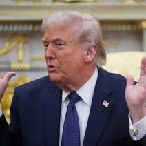 Τραμπ σε Ιράν για Στενά του Ορμούζ: «Ευχαριστούμε αλλά συνεχίζουμε τον ναυτικό αποκλεισμό»