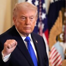 Εν μέσω απειλών και σκληρών χαρακτηρισμών Τραμπ για Ιρανούς «βλέπει» συμφωνία τη Δευτέρα 17 Εν μέσω απειλών και σκληρών χαρακτηρισμών Τραμπ για Ιρανούς «βλέπει» συμφωνία τη Δευτέρα