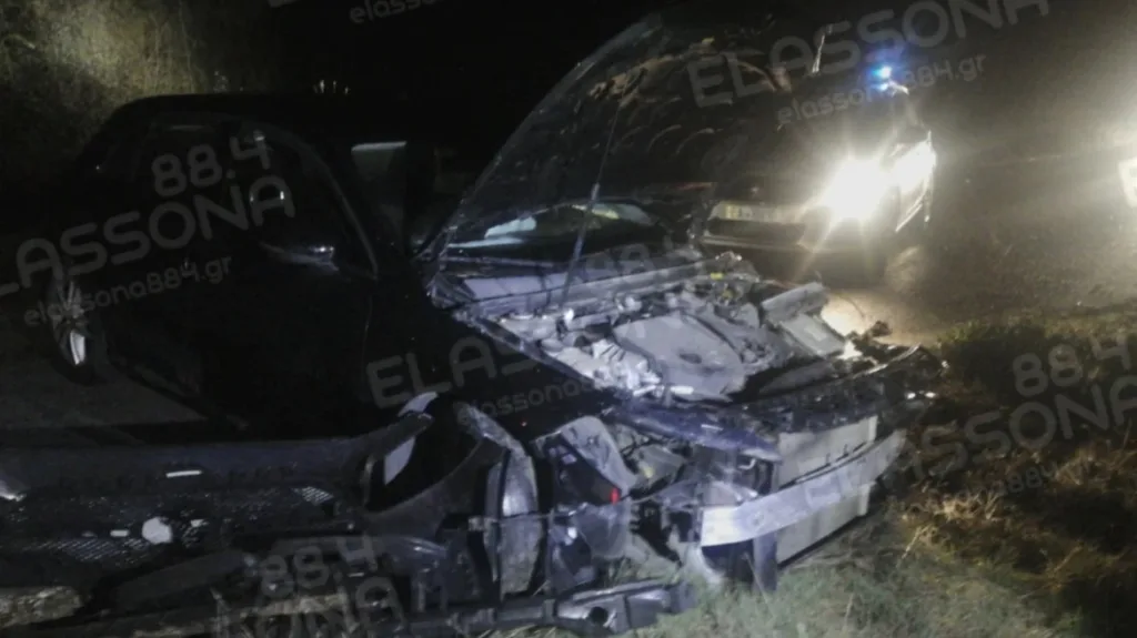 Θανατηφόρα πλαγιομετωπική σύγκρουση για οδηγο ΙΧ, τροχαίο στην Ελασσόνα ΦΩΤΟ 29 Θανατηφόρα πλαγιομετωπική σύγκρουση για οδηγο ΙΧ, τροχαίο στην Ελασσόνα ΦΩΤΟ