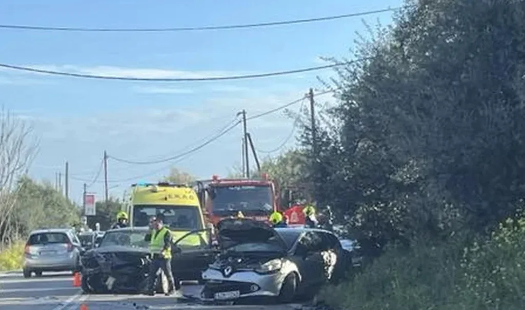 Πάτρα: Θανατηφόρο τροχαίο με έναν νεκρό και δυο τραυματίες ΦΩΤΟ 29 Πάτρα: Θανατηφόρο τροχαίο με έναν νεκρό και δυο τραυματίες ΦΩΤΟ